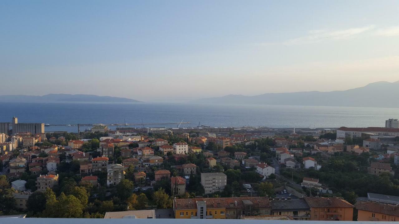 Sunny Kvarner Apartment Rijeka Bagian luar foto